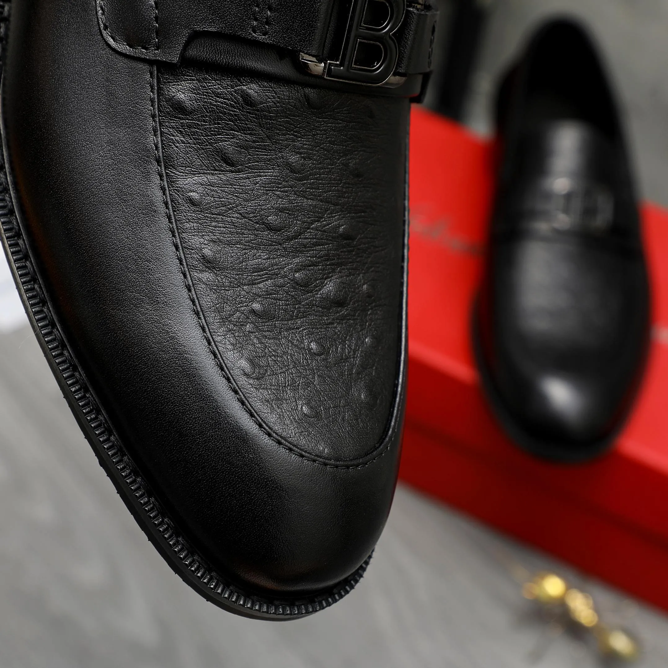 Men's shoes 💰540 Product trademark: Ferragamo "Ferragamo" business casual slip-on leather shoes Regular size: 39-45 (45. Customized, non-returnable) Product materials: Selected ostrich pattern cowhide upper, cowhide lining, original outsole